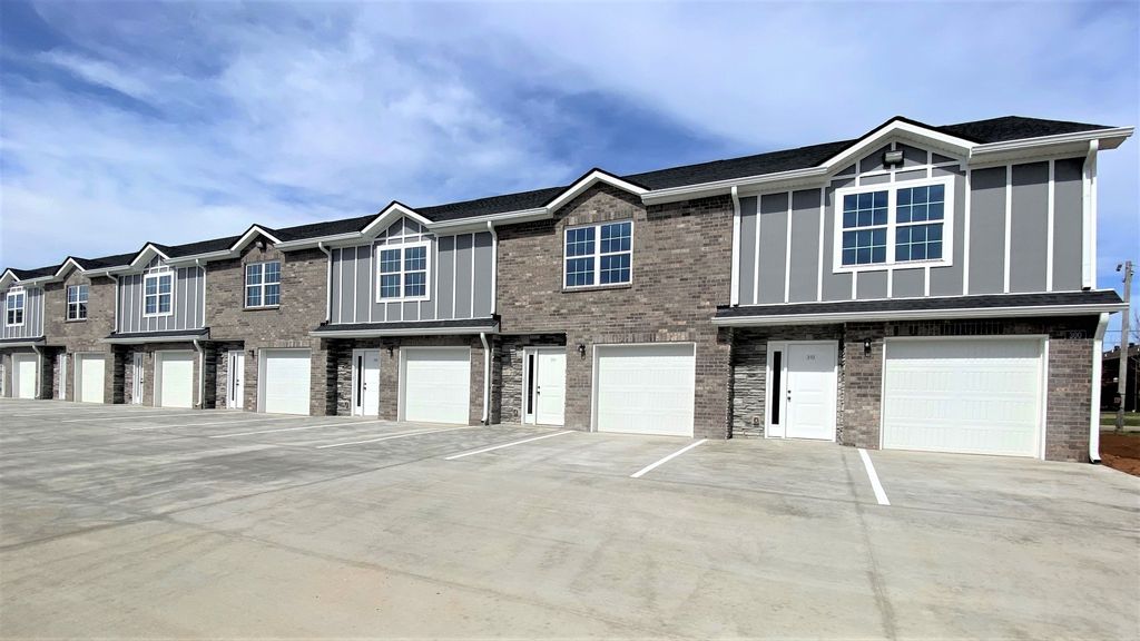 580 Heritage Pointe Dr Unit 305, Clarksville, TN 37042