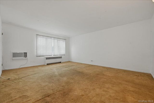 15-64 212th Street 252, Bayside, NY 11360