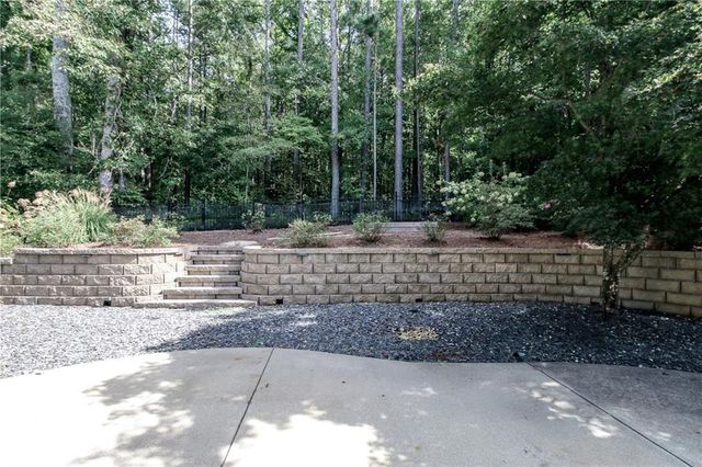 1676 Tanner Circle NW, Acworth, GA 30101