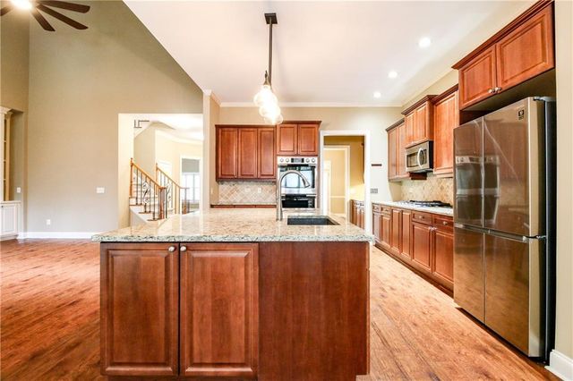 1676 Tanner Circle NW, Acworth, GA 30101