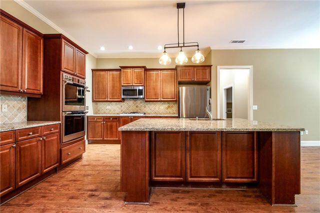 1676 Tanner Circle NW, Acworth, GA 30101