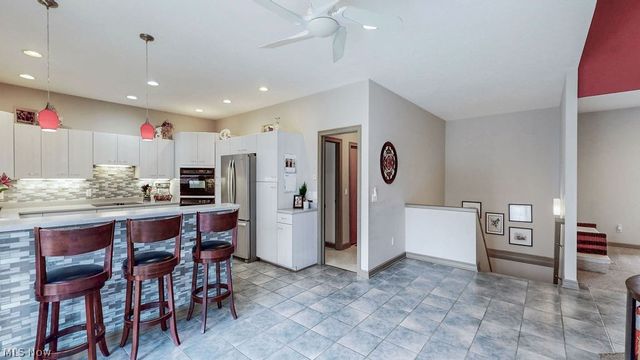 1044 Ledgebrook Drive, Tallmadge, OH 44278