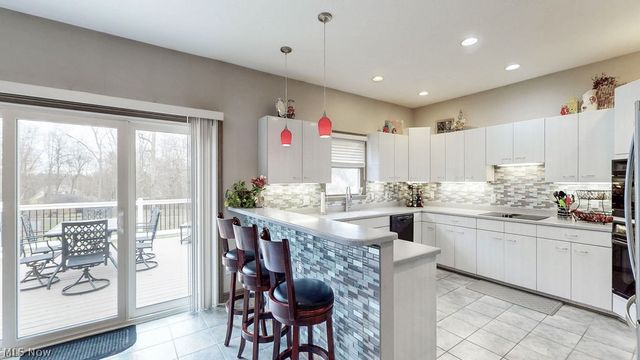 1044 Ledgebrook Drive, Tallmadge, OH 44278