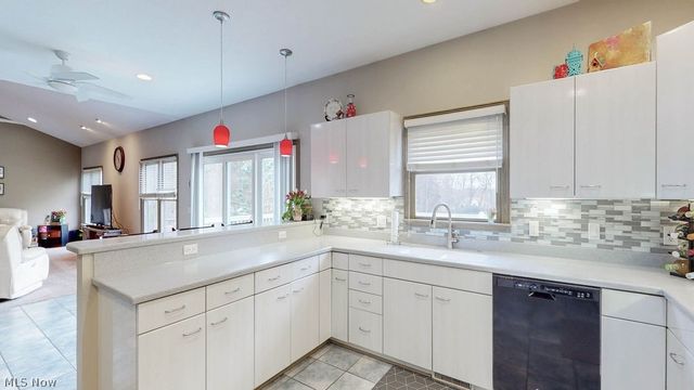 1044 Ledgebrook Drive, Tallmadge, OH 44278