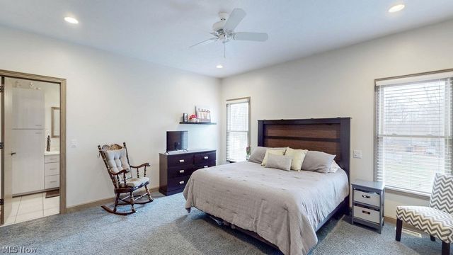 1044 Ledgebrook Drive, Tallmadge, OH 44278