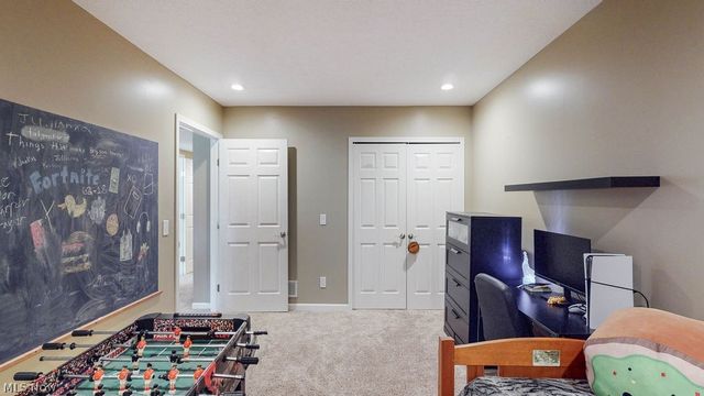 1044 Ledgebrook Drive, Tallmadge, OH 44278