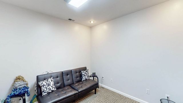 1044 Ledgebrook Drive, Tallmadge, OH 44278