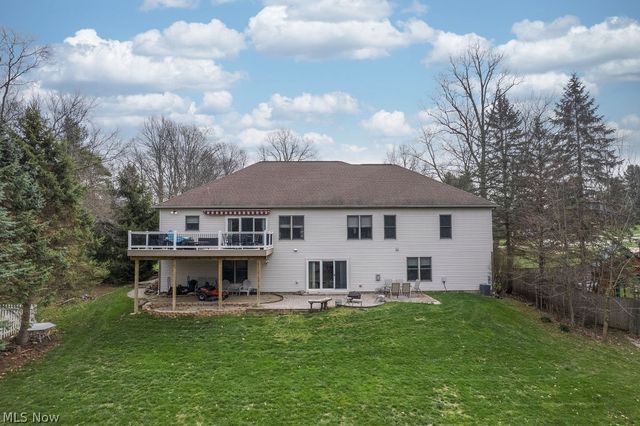 1044 Ledgebrook Drive, Tallmadge, OH 44278