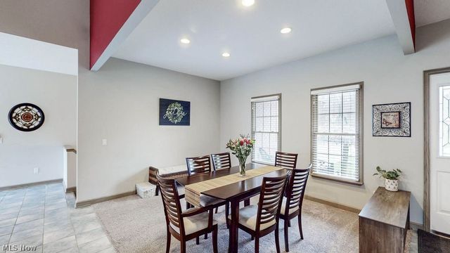 1044 Ledgebrook Drive, Tallmadge, OH 44278