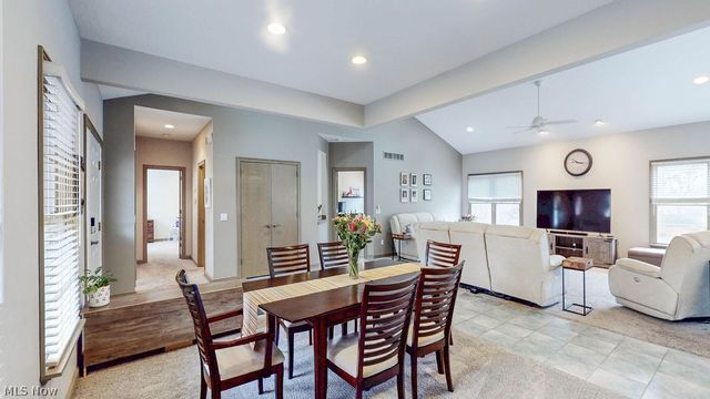 1044 Ledgebrook Drive, Tallmadge, OH 44278