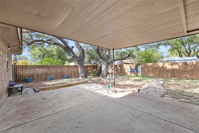 3603 Surrey Lane, Brownwood, TX 76801