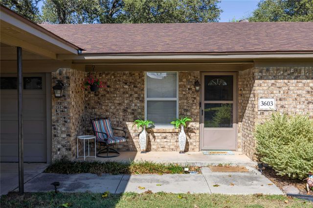 3603 Surrey Lane, Brownwood, TX 76801