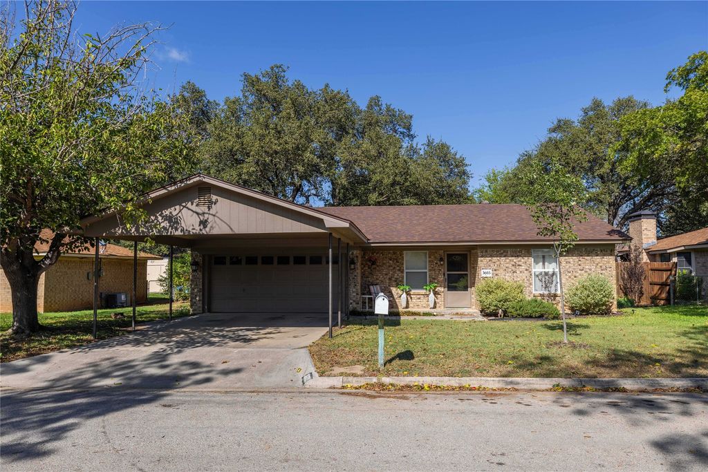 3603 Surrey Lane, Brownwood, TX 76801