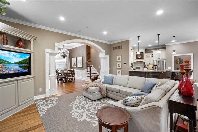 108 Weehawken Lane, Frankfort, KY 40601