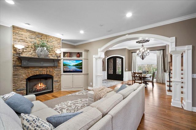 108 Weehawken Lane, Frankfort, KY 40601