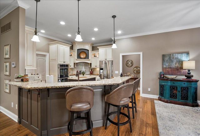 108 Weehawken Lane, Frankfort, KY 40601