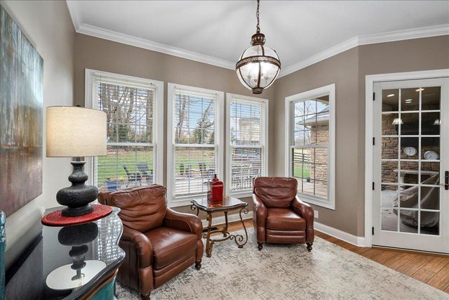 108 Weehawken Lane, Frankfort, KY 40601