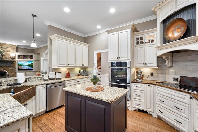 108 Weehawken Lane, Frankfort, KY 40601