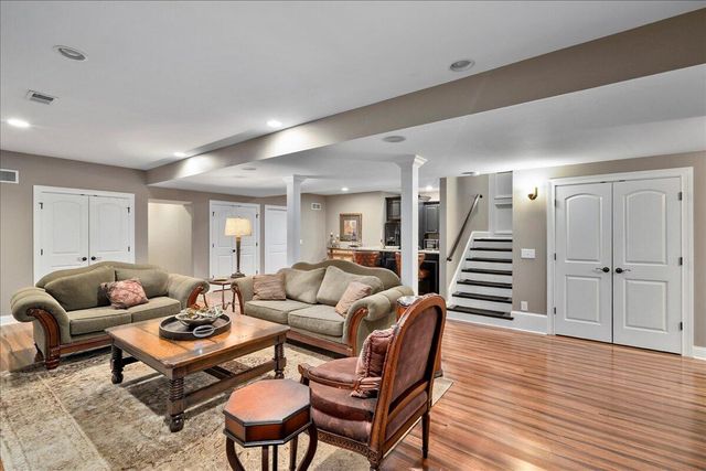 108 Weehawken Lane, Frankfort, KY 40601