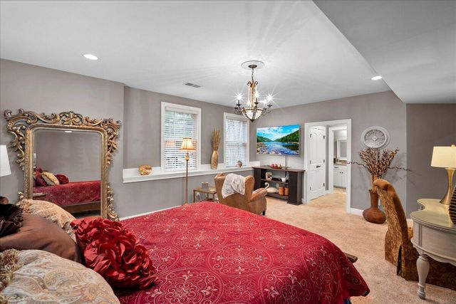 108 Weehawken Lane, Frankfort, KY 40601