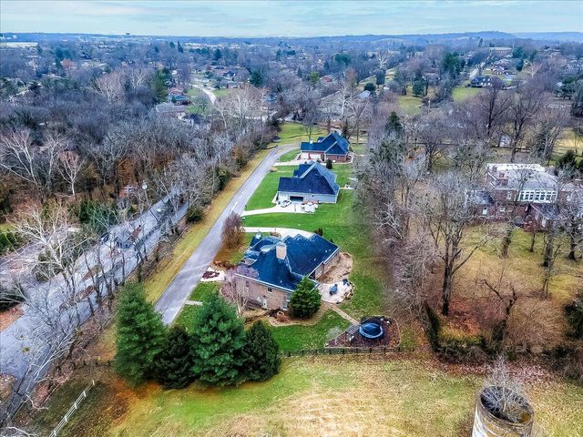 108 Weehawken Lane, Frankfort, KY 40601