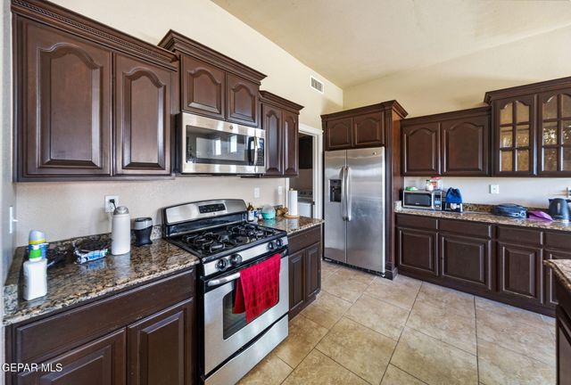 3645 Almond Beach Drive, El Paso, TX 79936