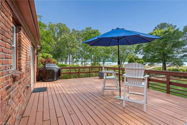 635 Haystack Landing RD, Newport News, VA 23602