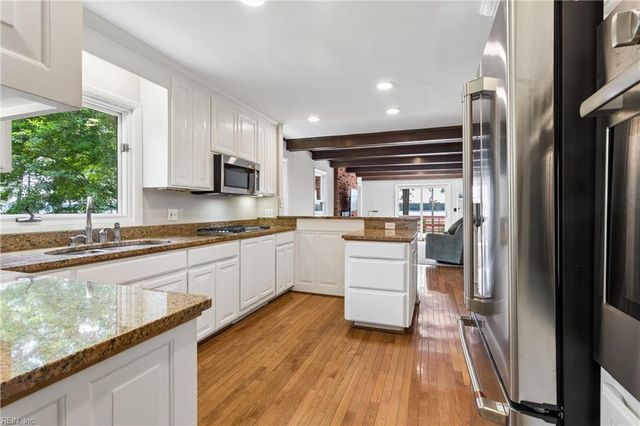 635 Haystack Landing RD, Newport News, VA 23602