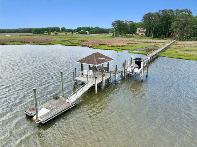 635 Haystack Landing RD, Newport News, VA 23602