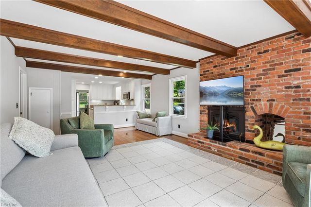 635 Haystack Landing RD, Newport News, VA 23602
