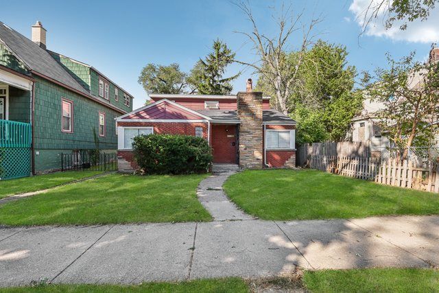10216 S Emerald Avenue, Chicago, IL 60628