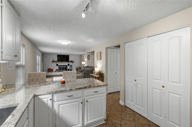 7341 Rustic Woods Drive, Dayton, OH 45424