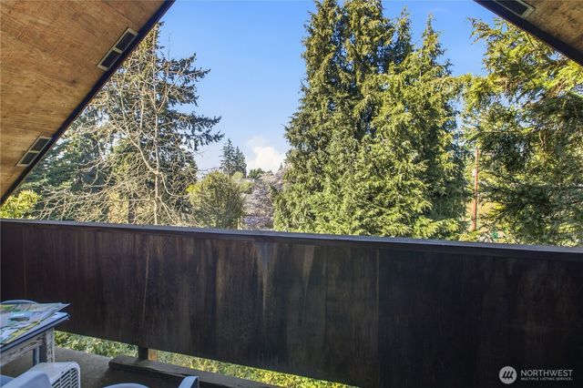 5003 S 46th Avenue, Seattle, WA 98118