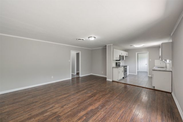 6721 Cylinda Sue Circle, North Richland Hills, TX 76180
