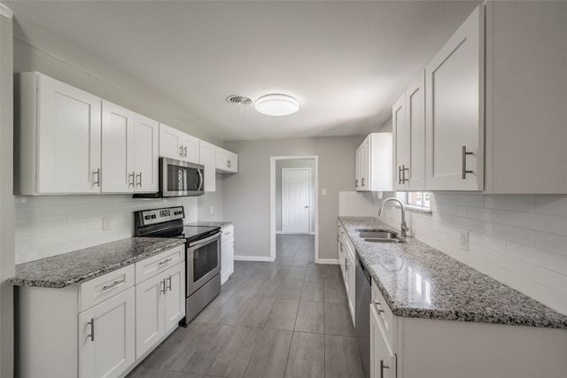 6721 Cylinda Sue Circle, North Richland Hills, TX 76180