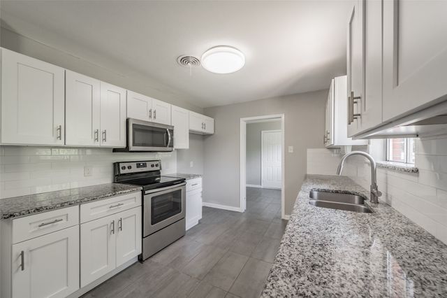6721 Cylinda Sue Circle, North Richland Hills, TX 76180