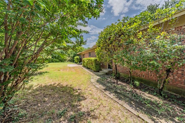 6721 Cylinda Sue Circle, North Richland Hills, TX 76180