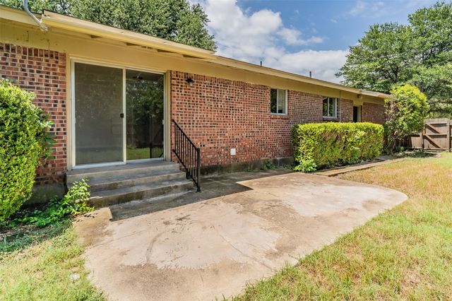 6721 Cylinda Sue Circle, North Richland Hills, TX 76180