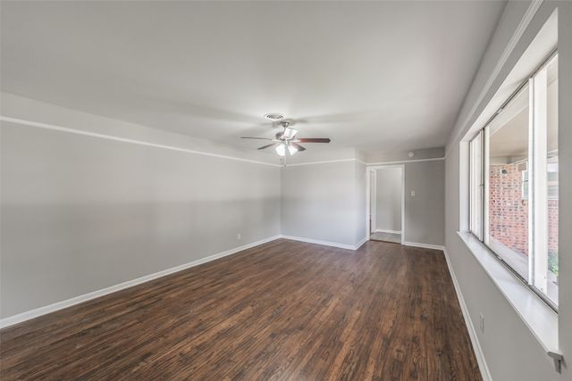 6721 Cylinda Sue Circle, North Richland Hills, TX 76180