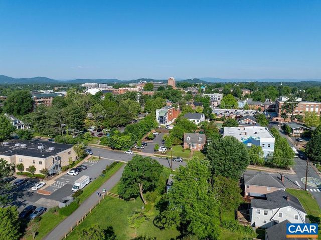 320 B 11TH ST, Charlottesville, VA 22902