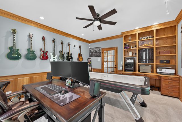 25549 N Broken Bow Pass, Barrington, IL 60010