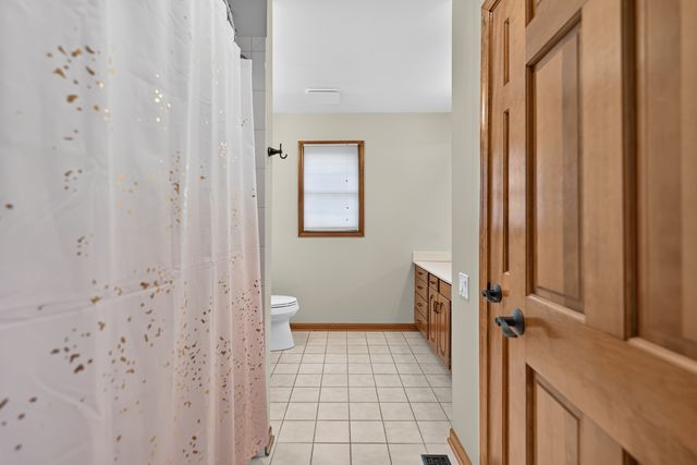 25549 N Broken Bow Pass, Barrington, IL 60010