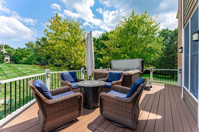 25549 N Broken Bow Pass, Barrington, IL 60010