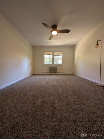 363 Cranbury Road B4, East Brunswick, NJ 08816