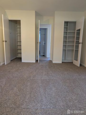 363 Cranbury Road B4, East Brunswick, NJ 08816