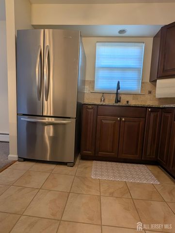 363 Cranbury Road B4, East Brunswick, NJ 08816
