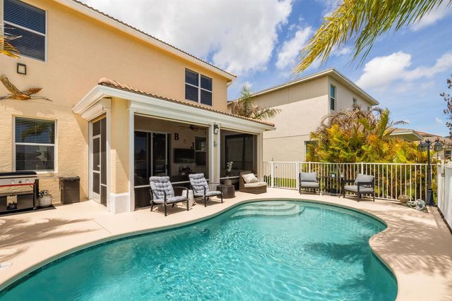 707 NW Leonardo Circle, Port St. Lucie, FL 34986