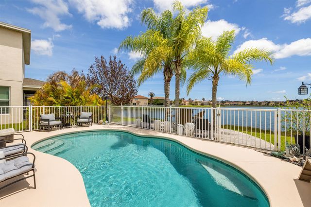 707 NW Leonardo Circle, Port St. Lucie, FL 34986