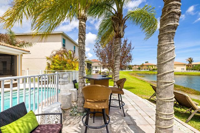 707 NW Leonardo Circle, Port St. Lucie, FL 34986