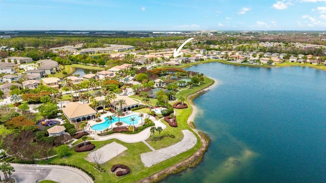 707 NW Leonardo Circle, Port St. Lucie, FL 34986